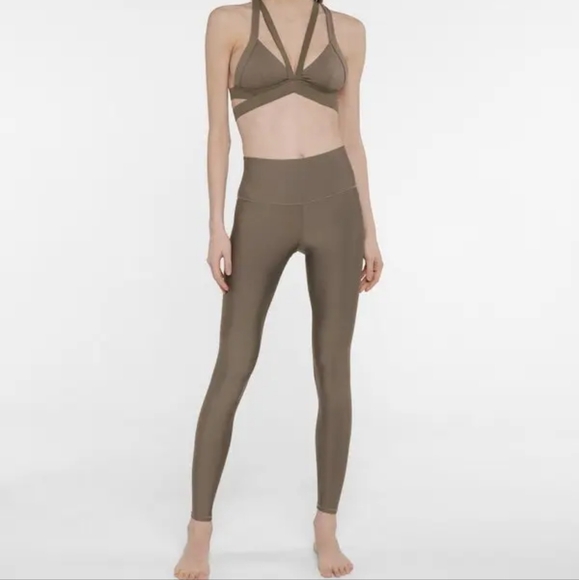 ALO Nadi Sport Bra rn 87370 Top - Picture 1 of 8